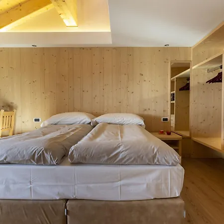 Hotel La Suisse 4*